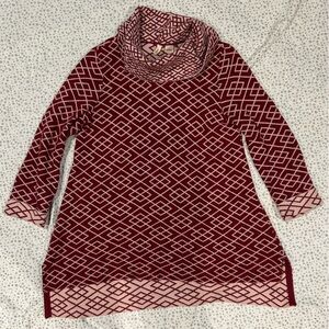 Moth Red and Pink Geometric Knit